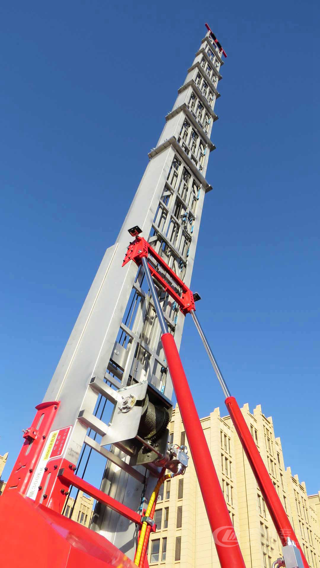 28-33米 藍牌江鈴雙排·云梯車